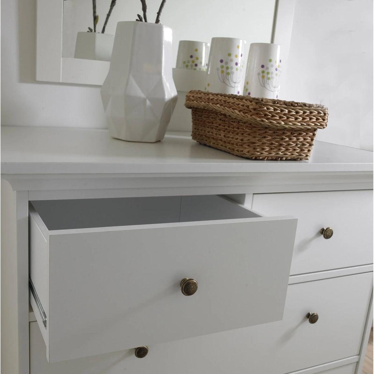 4 Drawer Chest C608168