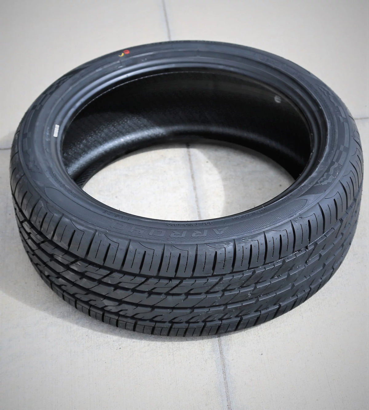 235/40R19 96 W All-Season F597