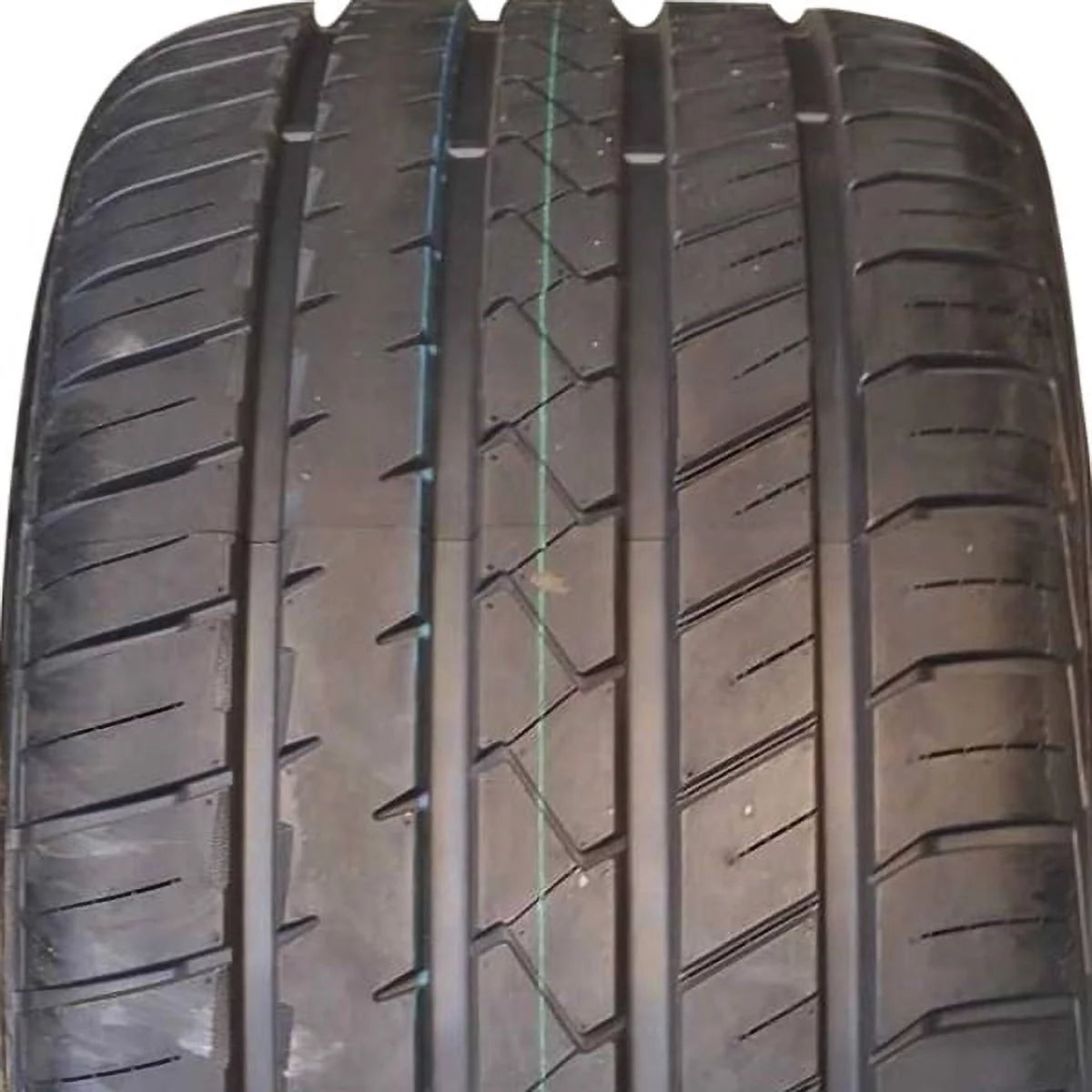 4 New 245/35ZR20 95W XL All Season Ultra High Performance Tires X599077